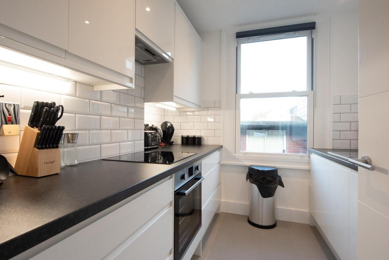 Parkside London Apartment Exteriör bild