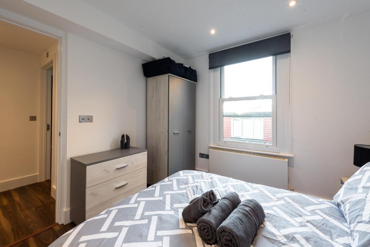 Parkside London Apartment Exteriör bild